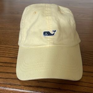 Vineyard vines 🐳 bitter yellow hat